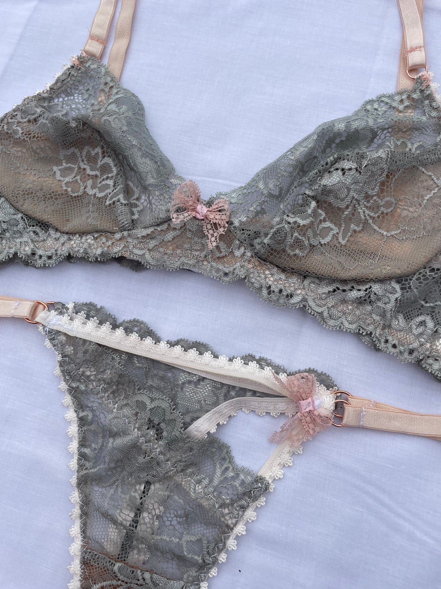 Grey Lace Bra & Thong Set