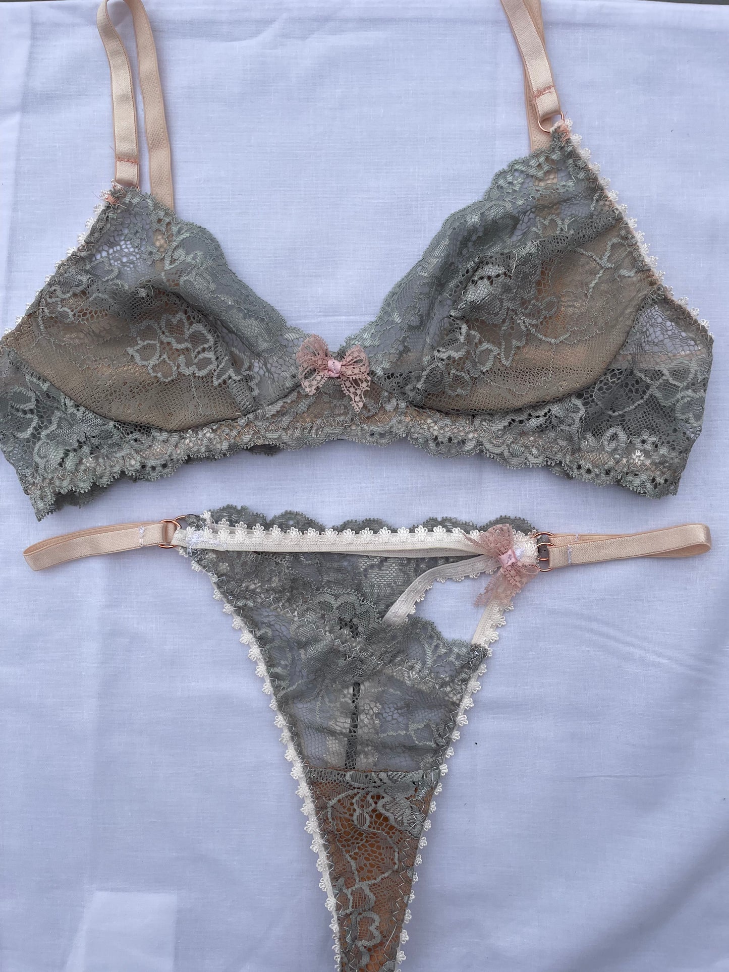 Grey Lace Bra & Thong Set